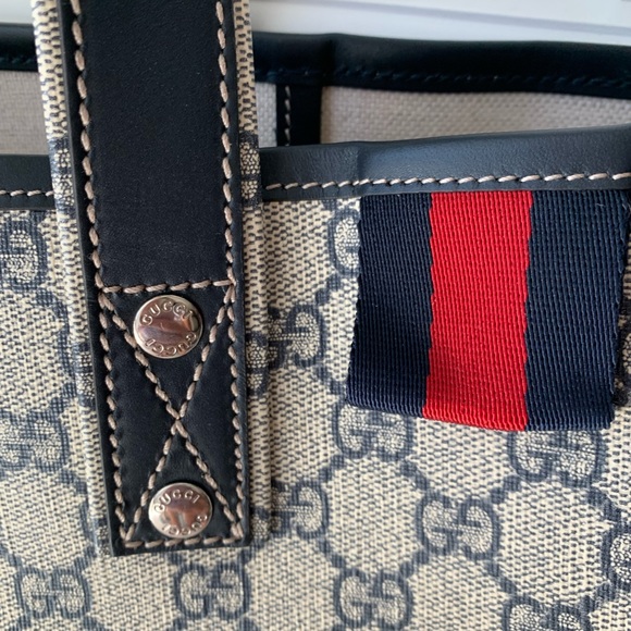 Gucci Web Loop GG Coated Canvas Tote, Made in Italy.  Dust bag included. - Picture 8 of 16